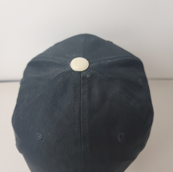 Los Angeles Lakers NBA Champions 2010 Adidas Official Locker Room Fitted Cap Hat - Picture 5 of 9